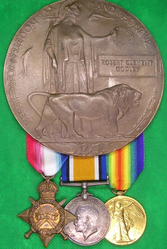 WW1 1914-15 TRIO & MEMORIAL PLAQUE, HMS LOWESTOFT, BURIED BARI