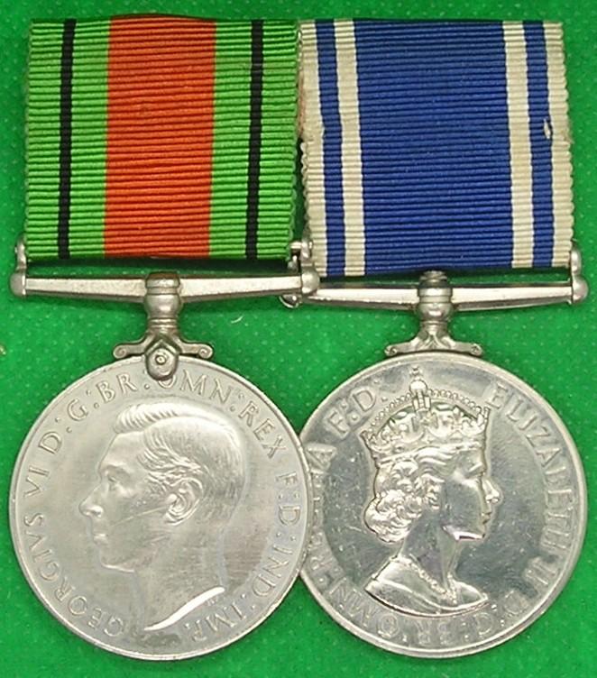 WW2 DEFENCE MEDAL & EIIR 1st TYPE POLICE EXEMPLARY SERVICE MEDAL