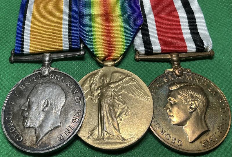 WW1 PAIR & GVIR SPECIAL CONSTABULARY, 11th ROYAL SCOTS FROM DUNFERMLINE, WOUNDED 1917