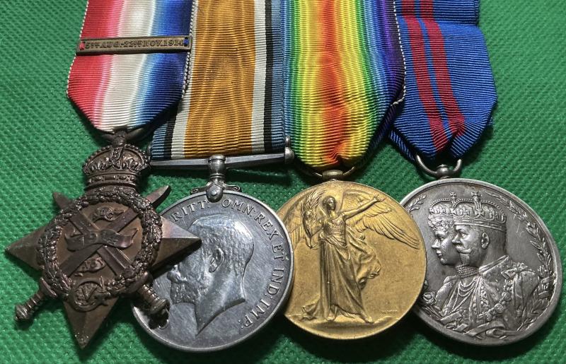 WW1 1914 MONS STAR & BAR TRIO WITH 1911 DELHI DURBAR, 2nd GORDON HIGHLANDERS, D.O.W F&F 1-11-1914, FROM THE SHETLAND ISLANDS