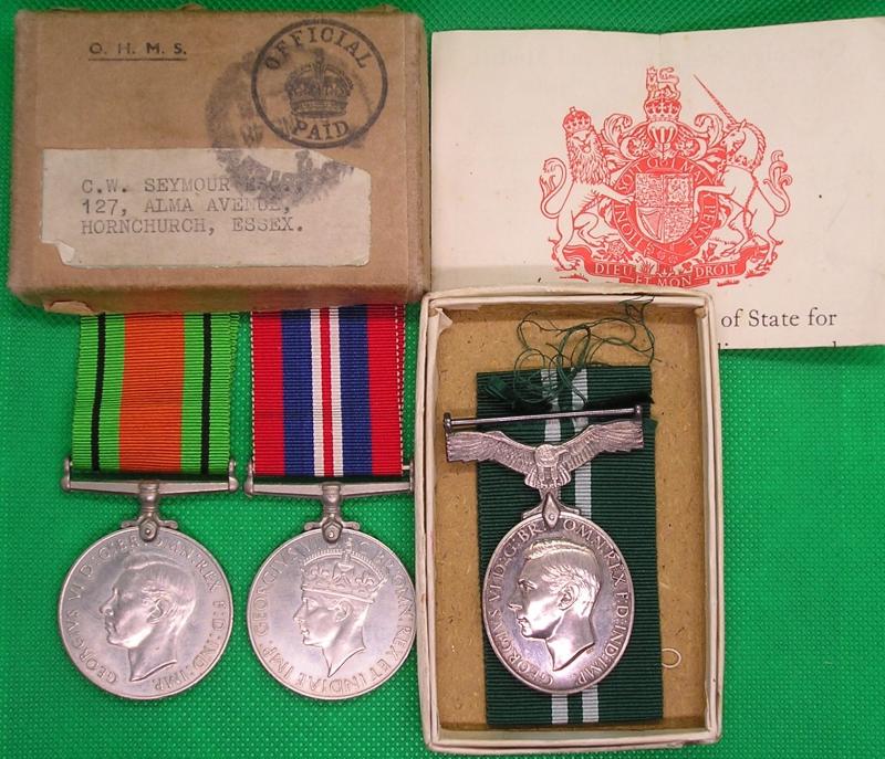MINT BOXED WW2 R.A.F.V.R PILOTS GROUP WITH AIR EFFICIENCY MEDAL, FROM HORNCHURCH, ESSEX