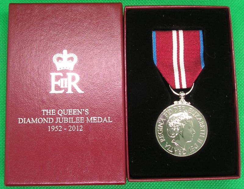 MINT BOXED 2012 DIAMOND JUBILEE MEDAL