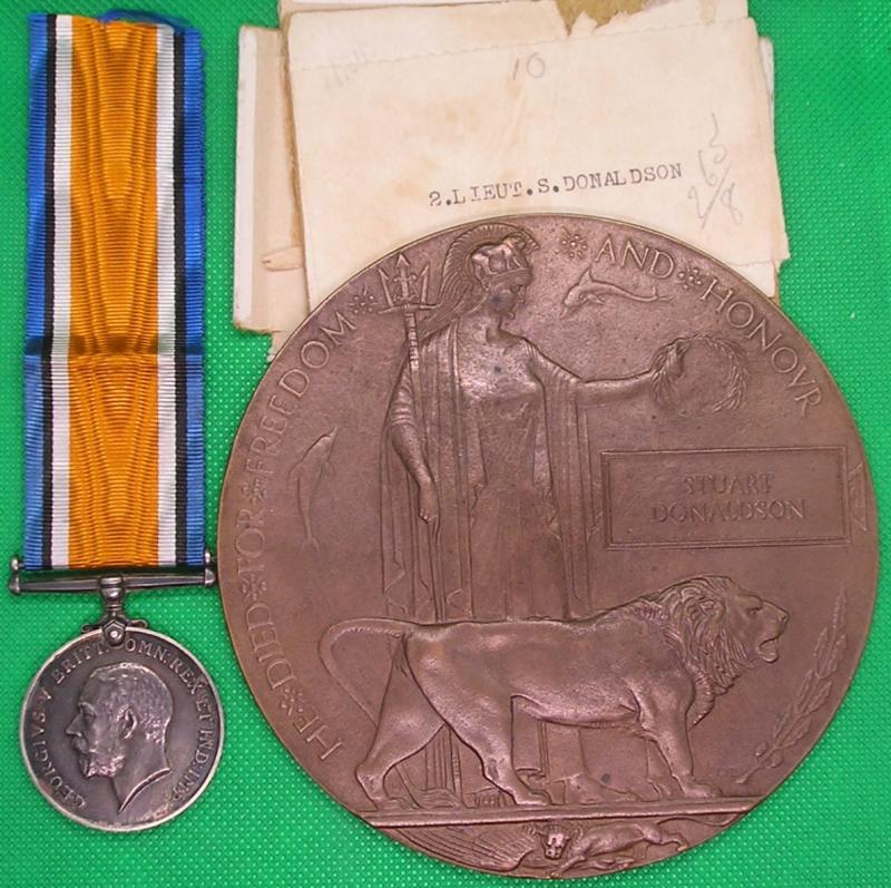 WW1 BRITISH WAR MEDAL & MEMORIAL PLAQUE, OFFICER 15th HIGHLAND LIGHT INFANTRY, K.I.A F&F 22-9-1918