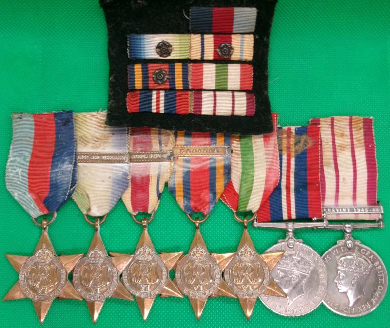 WW2 ROYAL NAVY GROUP WITH NGS PALESTINE 1945-48, HMS GOLDEN HIND